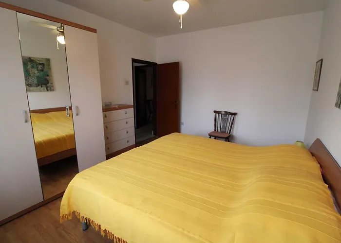 Grgorinic Apartment *